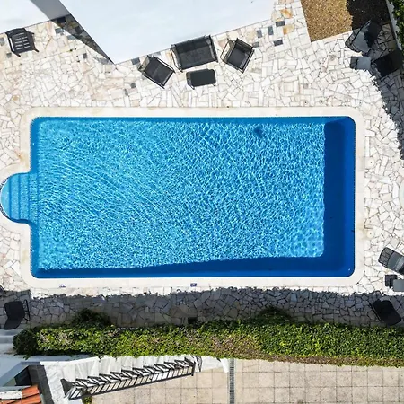 #394 Escape T3 With Pool *